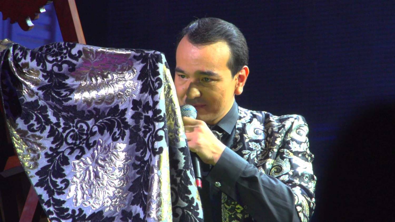 Ozodbek Nazarbekov - Gulyor(new music 2013)